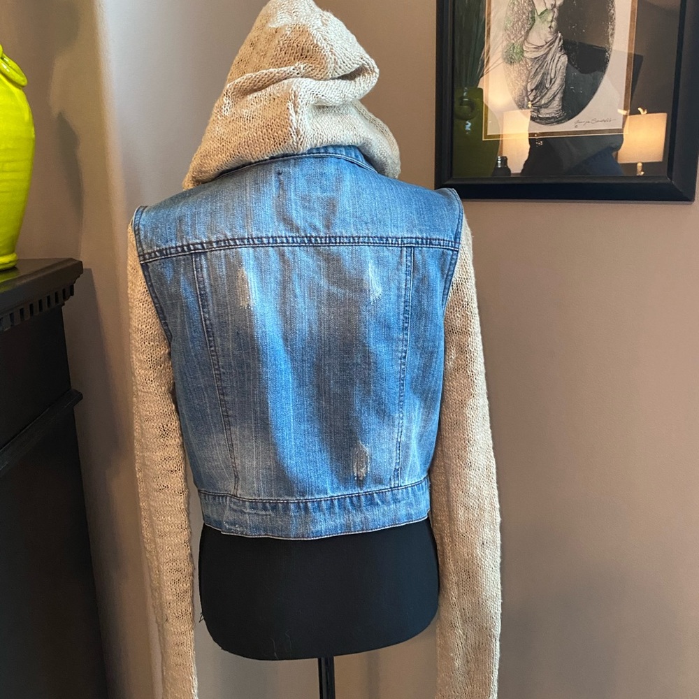 Denim jacket - Picture 3 of 9